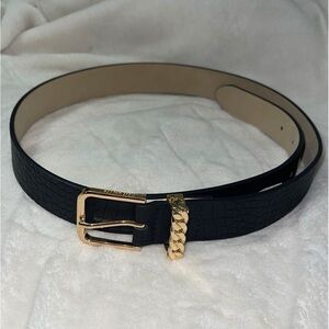 Steve Madden Black and Gold Belt (M)